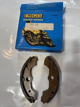 Emgo 93-39131 Brake Shoes