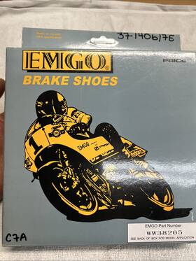 Emgo Ww38265 Brake Shoes For Triumph Rear Drum 1947 - 70