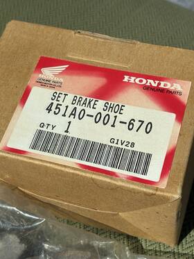 451a0-001-670 Honda Nos Trail 90 Oem Front Brake Shoes With Springs #