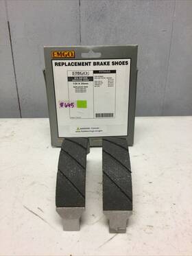 9339185 Honda Replacement Rear Brake Grooved Shoes 139mm X 30mm 93 39185 9339185 Honda Replacement Rear Brake Grooved Shoes 139mm X 30mm 93 39185