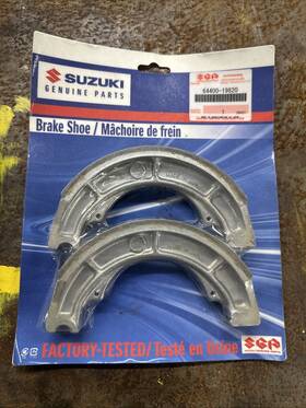 64400-19820 Suzuki 64400-05820 New Genuine Shoe Brake Set 64400-19820 Suzuki 64400-05820 New Genuine Shoe Brake Set