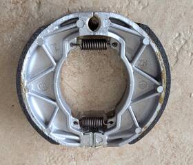 Vespa Original Oe 56294r5 Oem Piaggio 150 Rear Brake Shoes Primavera Sprint 150cc Brakes