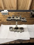 1998 Honda 97-99 CR250R Oem Front Forks Clamp Triple Tree Steering Stem. Fixed Price $52.99.