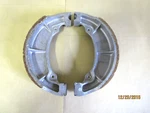 Honda CA77,CA72,C77,C72,CS72 Nos Front Brake Shoes Aftermarket 45120-253-010. Fixed Price $87.50.
