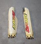 Honda CR85R Front Protector Guard Left Right Set Oem. Fixed Price $21.00.