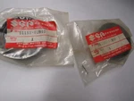 Suzuki RM125 1986-88 Oem Fork Seals Set P.n 51153-01B40. Fixed Price $24.88.