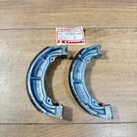 Kawasaki Oem Nos Brake Shoe Qty: / 41048-018 KDX250 KE250 KL250 KLF220. Fixed Price $30.00.